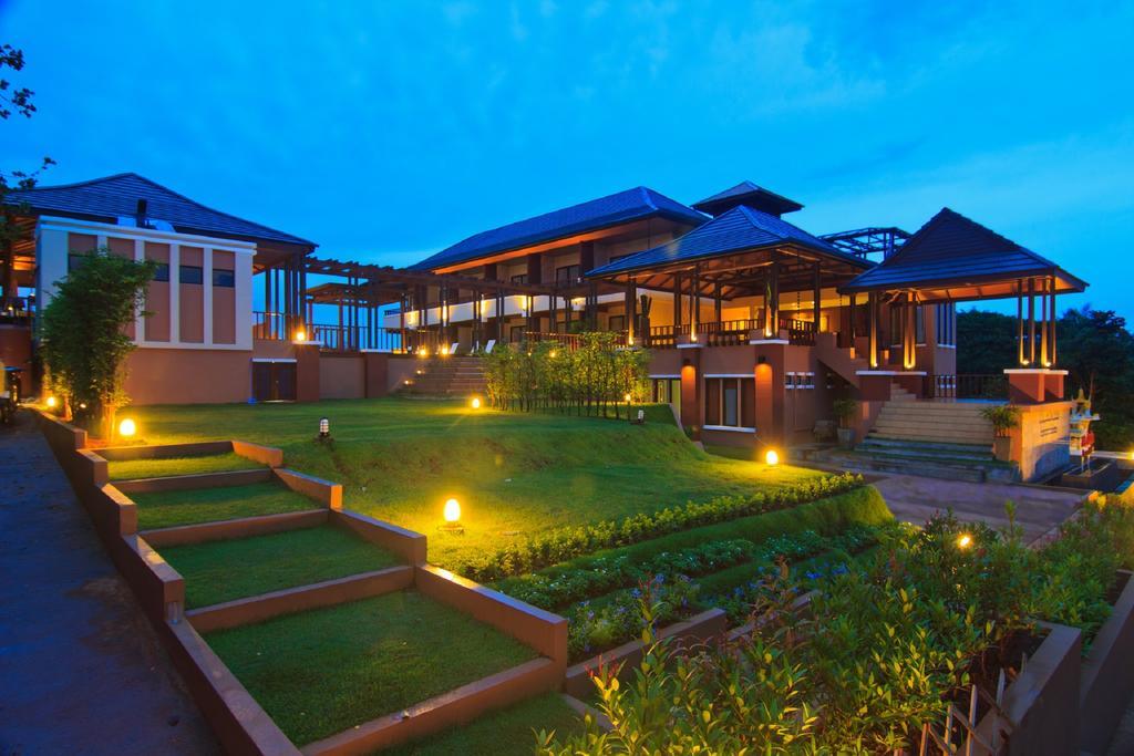Islanda Resort Hotel Koh Mak Exteriör bild
